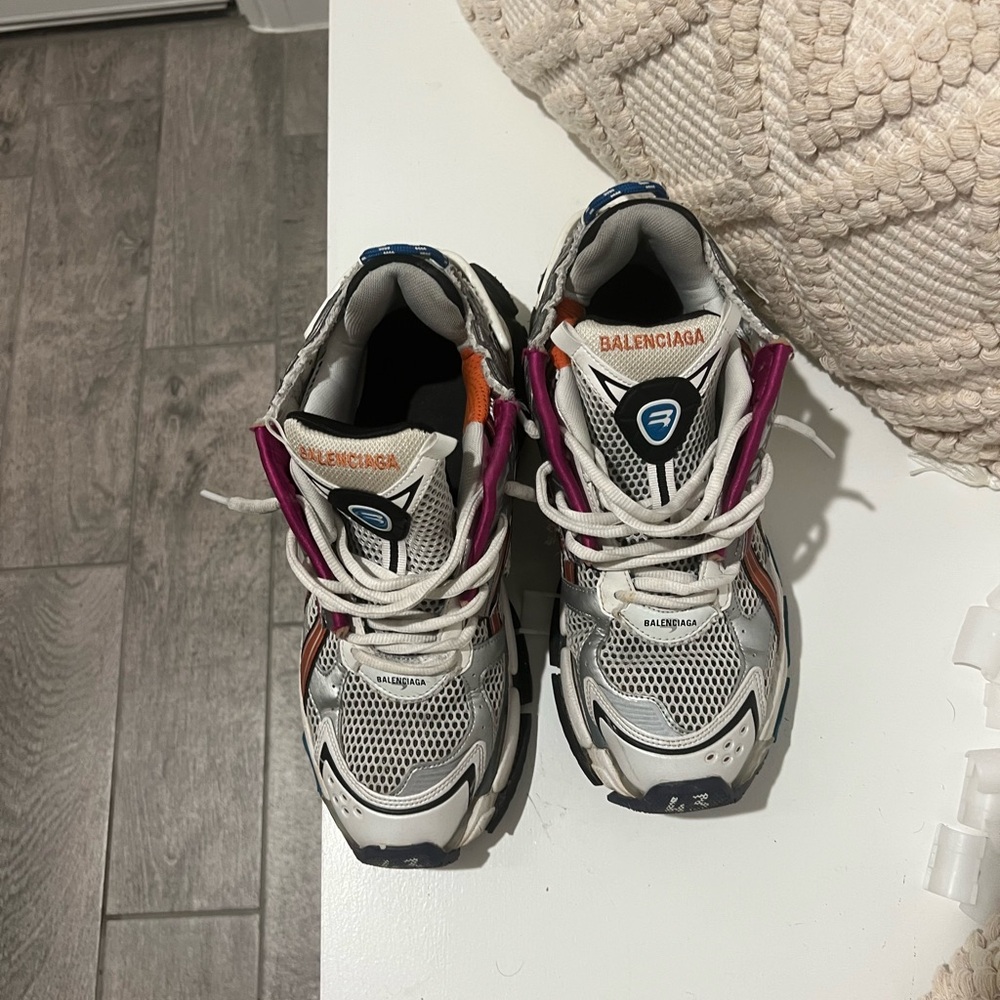Balenciaga Multicolor Sneakers, must have! - Picture 5 of 12